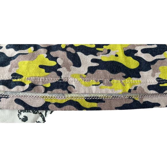 FABLETICS ROUND NECK SLEEVELESS TOP, WOMENS, 1X, PINK PURPLE YELLOW ANIMAL - Picture 7 of 9